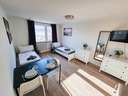 möbliertes Apartment mit 2 Einzelbetten