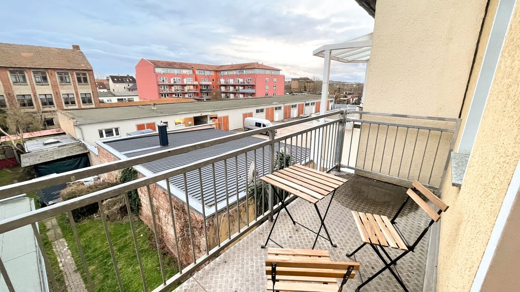 Balkon mit Sitzmöglichkeit