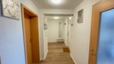 Flur mit Gaderobe ohne Durchgangszimmer