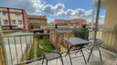 Balkon mit Sitzmöglichkeit
